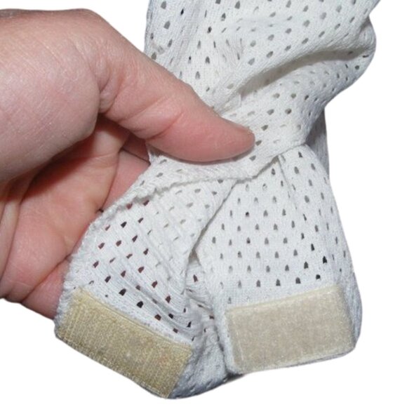 DARCY WAKALUK Practice Jersey, #35, Minnesota North Stars/Dallas, White, Goalie - Picture 5 of 6